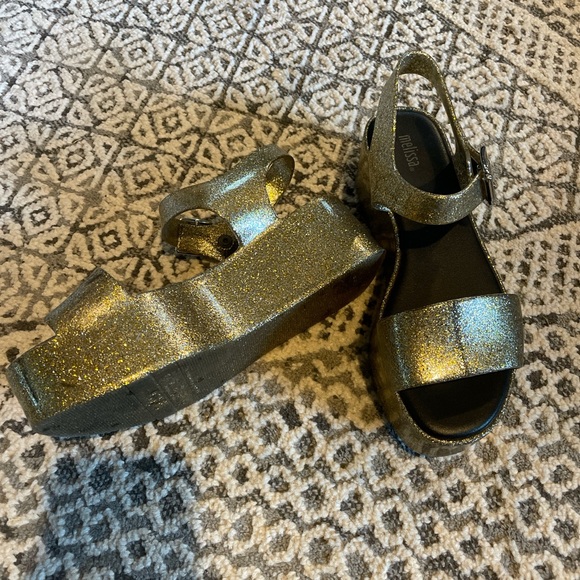 Melissa Shoes Mar Platform Jelly Sandals Gold Glitter Sz 6 - Picture 3 of 7